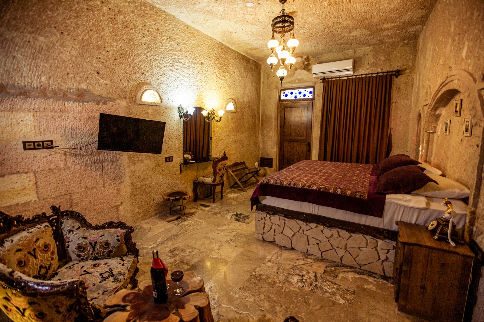 Oread Cave Suites Oda 1